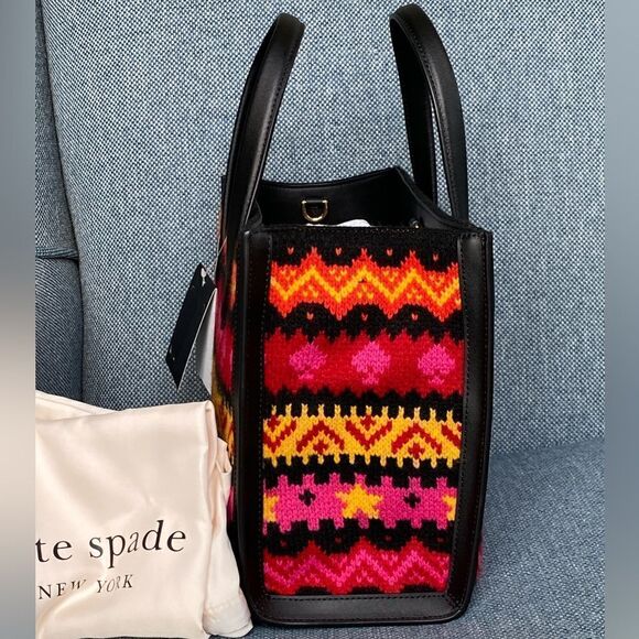 Kate Spade New York Women’s Manhattan Carnival Fair Isle Small Tote - Picture 9 of 14